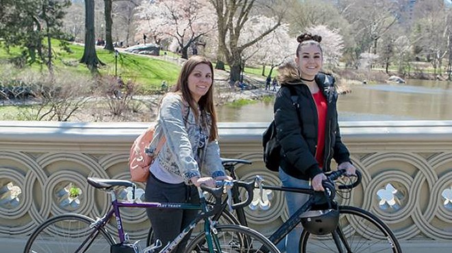 Cycle for SCI's Ciara O'Sullivan and Larissa Clifford