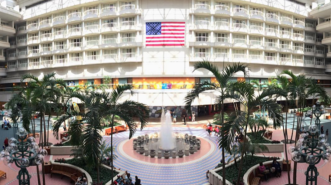 TSA employee dies after jumping from hotel balcony at Orlando International Airport