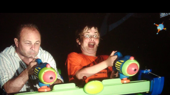 The most awkward photo ever taken at Disney World just got slightly better
