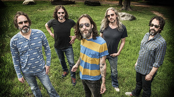 Chris Robinson Brotherhood tonight at the Beacham will smooth out the rough edges