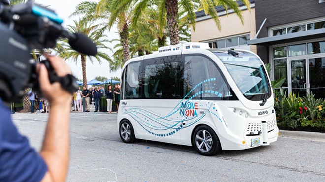 Lake Nona's new self-driving buses move slower than your grandma on cough syrup