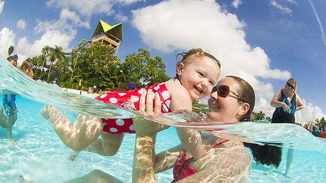World's Largest Swimming Lesson teaches basics of water safety at SeaWorld's Aquatica