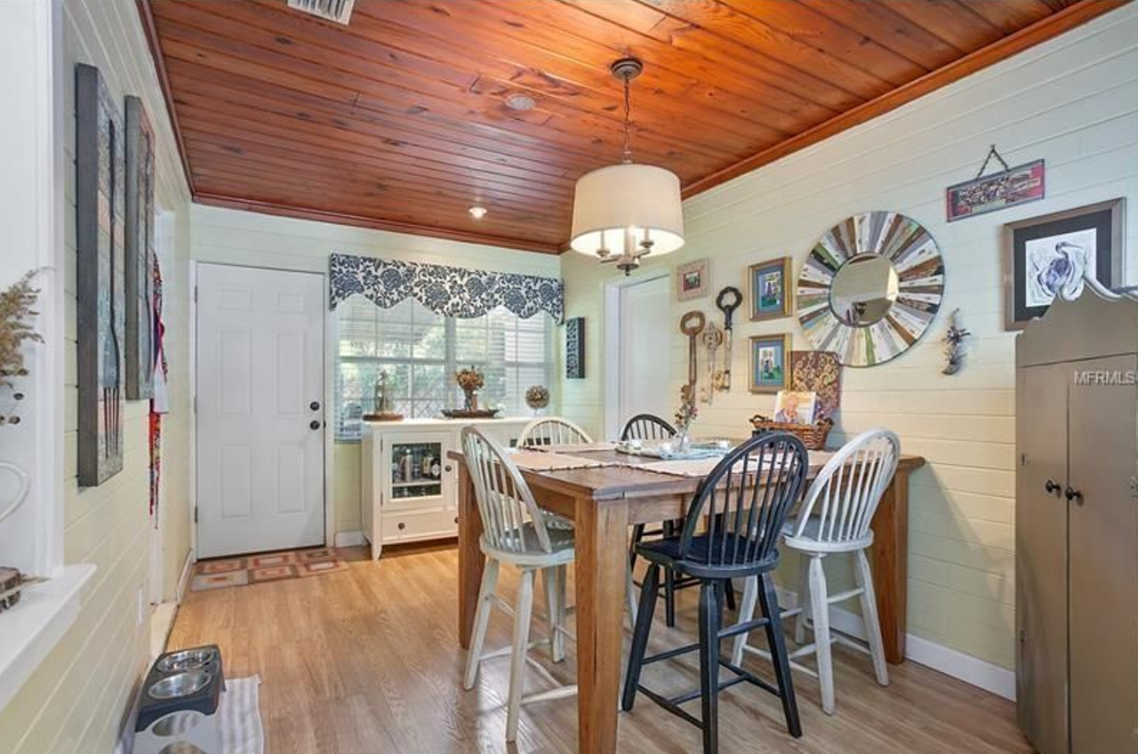 2214 Valencia Rd 
2 beds, 1 full bath, 859 sq ft, 7,825 sq ft lot
$229,000 
A modest dining room makes the perfect place to experiment with varying decors.