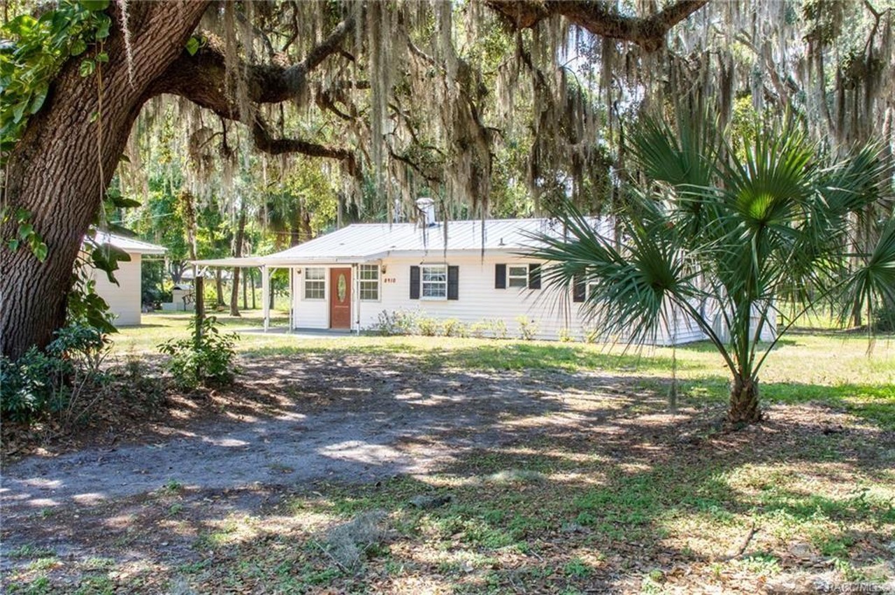 8910 E Tsala Apopka Drive, Inverness 
PRICE: $169,000
This property in Inverness doesn&#146;t look like much from the outside, but the interior reveals a beautiful kitchen. And who needs to hang out indoors anyway, with the Tsala Apopka chain of lakes in the backyard.
