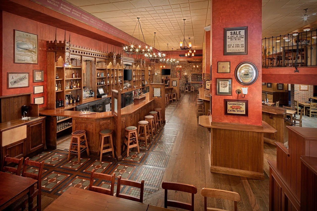 Interior decor; classic Irish pub! - Picture of Emmets Irish Pub &  Restaurant, Boston - Tripadvisor
