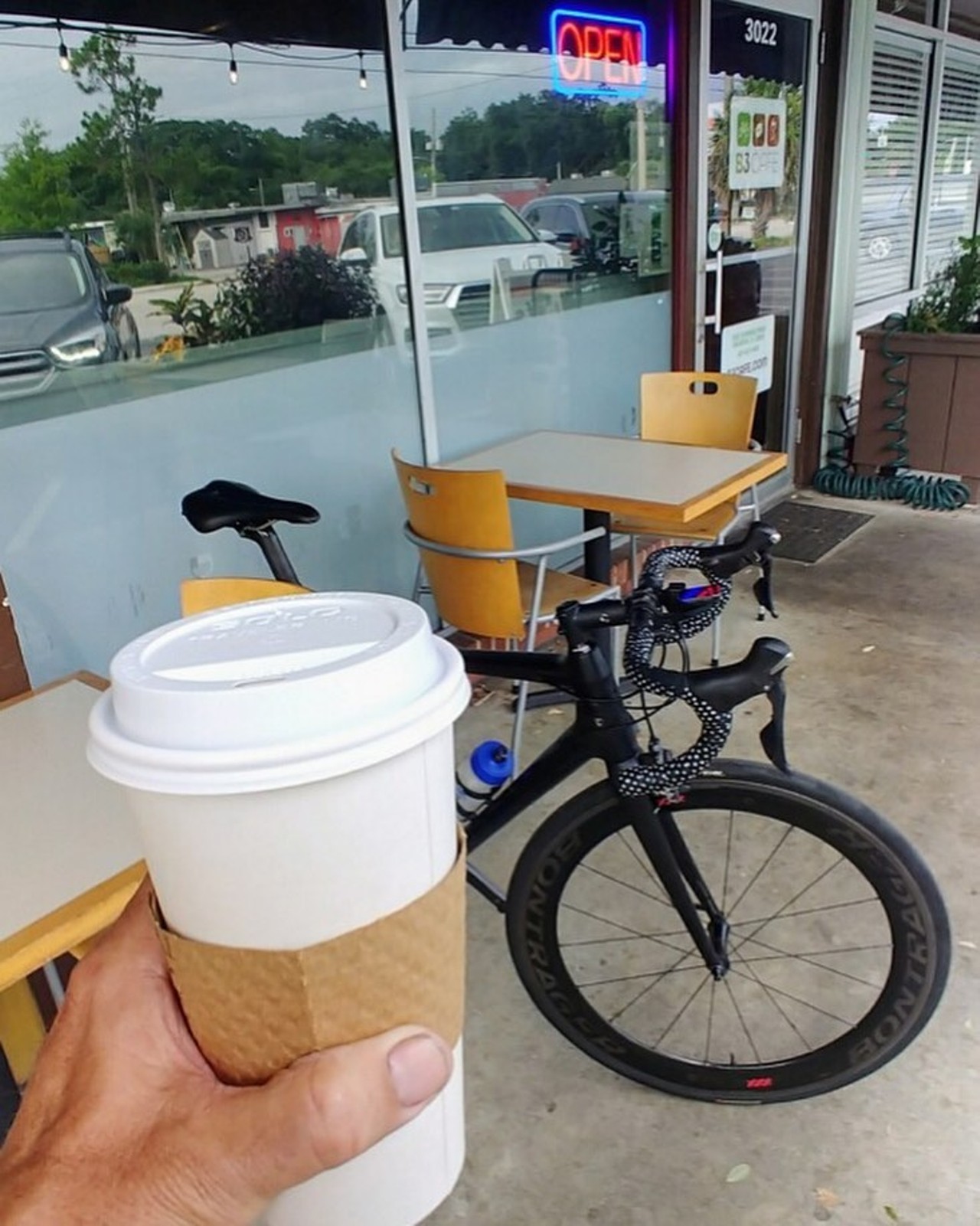 Bikes Beans & Bordeaux  
3022 Corrine Dr, Orlando, FL 32803, (407) 427-1440
They have the finest coffee, wine and food and you can enjoy all those treats at the outdoor seating area with your pets. 
Photo via Bike Beans & Bordeaux Cafe/Facebook