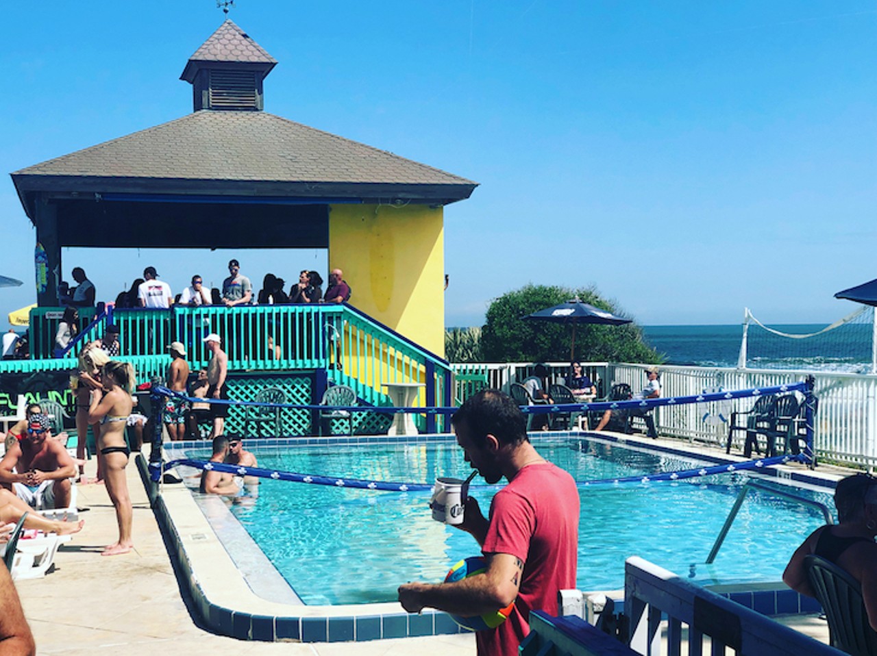 Chases on the Beach 
3401 S Atlantic Ave, New Smyrna Beach, FL 32169
(368) 423-8787
Experience the largest beach bar in New Smyrna Beach with an oceanfront view. There&#146;s a pool&#151;only available to patrons 21+&#151;and Happy Hour is Monday through Friday from 3 p.m. to 6 p.m. Chase&#146;s on the Beach serves seafood and burgers, but they will soon be offering pizza on their menu.
Photo via justininfurna/Instagram