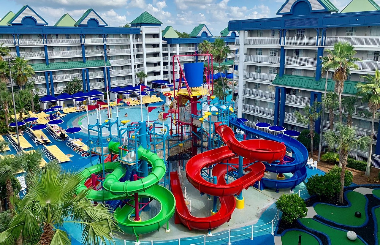 Holiday Inn Resort Orlando Suites - Waterpark
14500 Continental Gateway Dr, Orlando, 407-387-4357
$15-$300
The ‘successor’ of the now defunct Nickelodeon Hotel offers many options for guests to buy. If you are only planning for a half day, they offer an ‘afternoon pass’ for $25 valid from 4 p.m to 9 p.m which has access to all the amenities. There are two swimming pools, mini golf course, a ‘bank heist’ laser challenge, kids play area and even complementary Wi-Fi. For a $300 upgrade, lounge in style with a private premium cabana that has a ceiling fan and a mini fridge. (Don’t expect to be doused in slime or to see Spongebob.)
