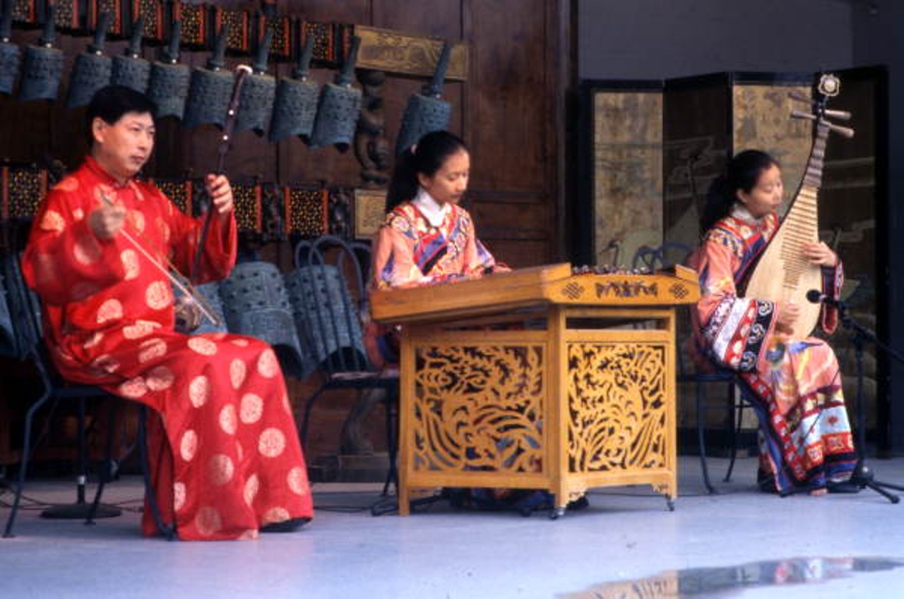 Chinese artists, dancers and musicians would often perform at the park.