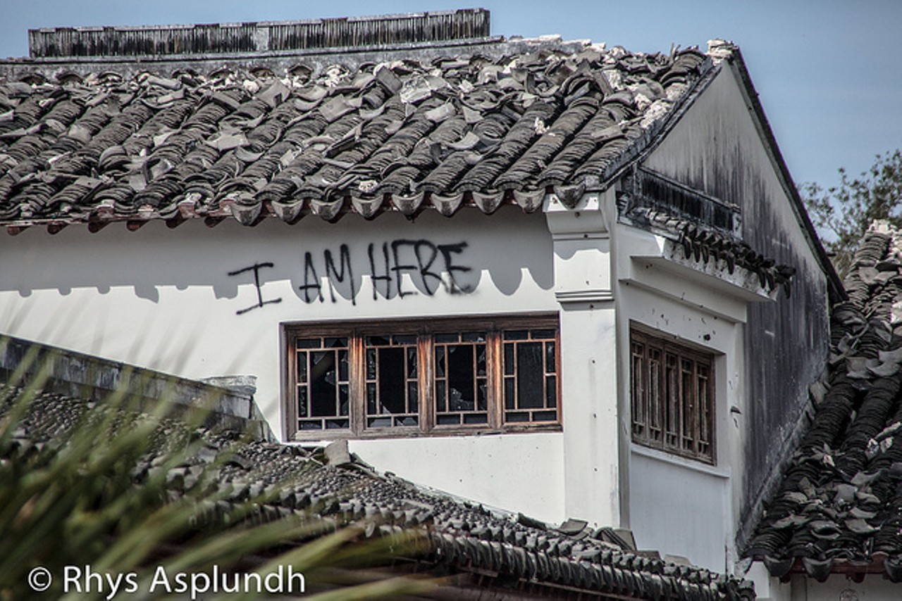 Despite the message scrawled on this wall, nobody is here anymore. Splendid China was demolished in May of this year to make way for condos. Via Rhys Asplundh, on Flickr.com