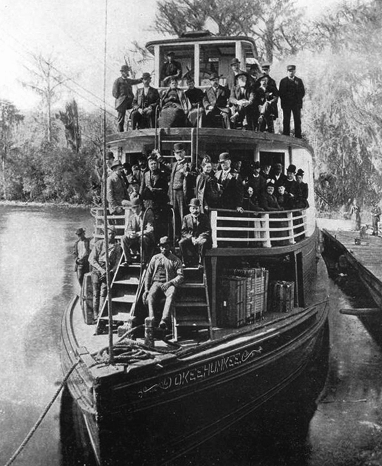 Tourists aboard the river steamboat Okeehumkee at Silver Springs, Florida. Hubbard Hart built the boat in 1873 for his Hart Line. He hired many African American men as captains and crew. By permission of the State Archives of Florida. Reprinted with permission of the University Press of Florida.