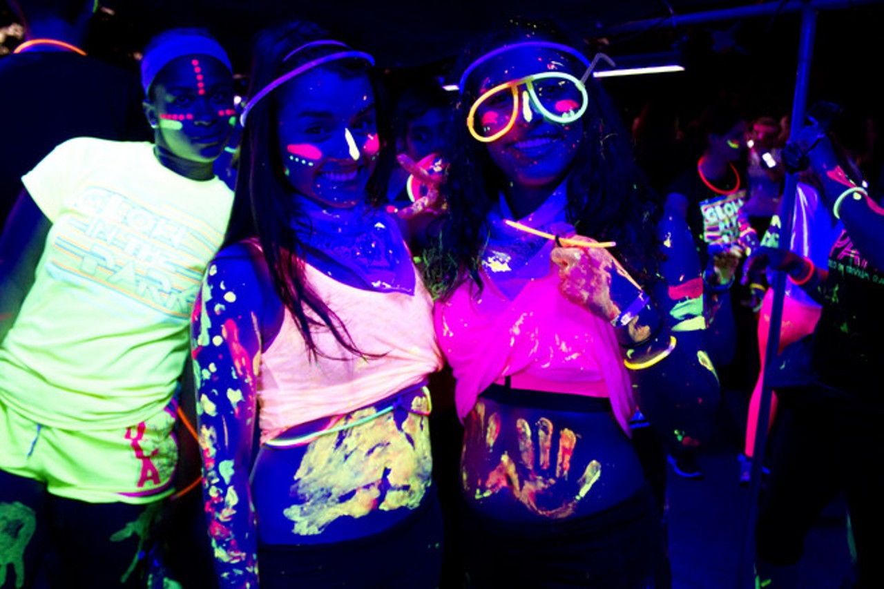 22 dazzling photos from Glow in the Park 5K