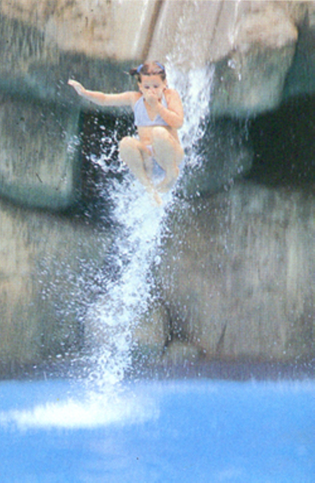 Some of the water slides ended in steep drop offs, which landed you into the pools below. Via lostepcot.com>/a>