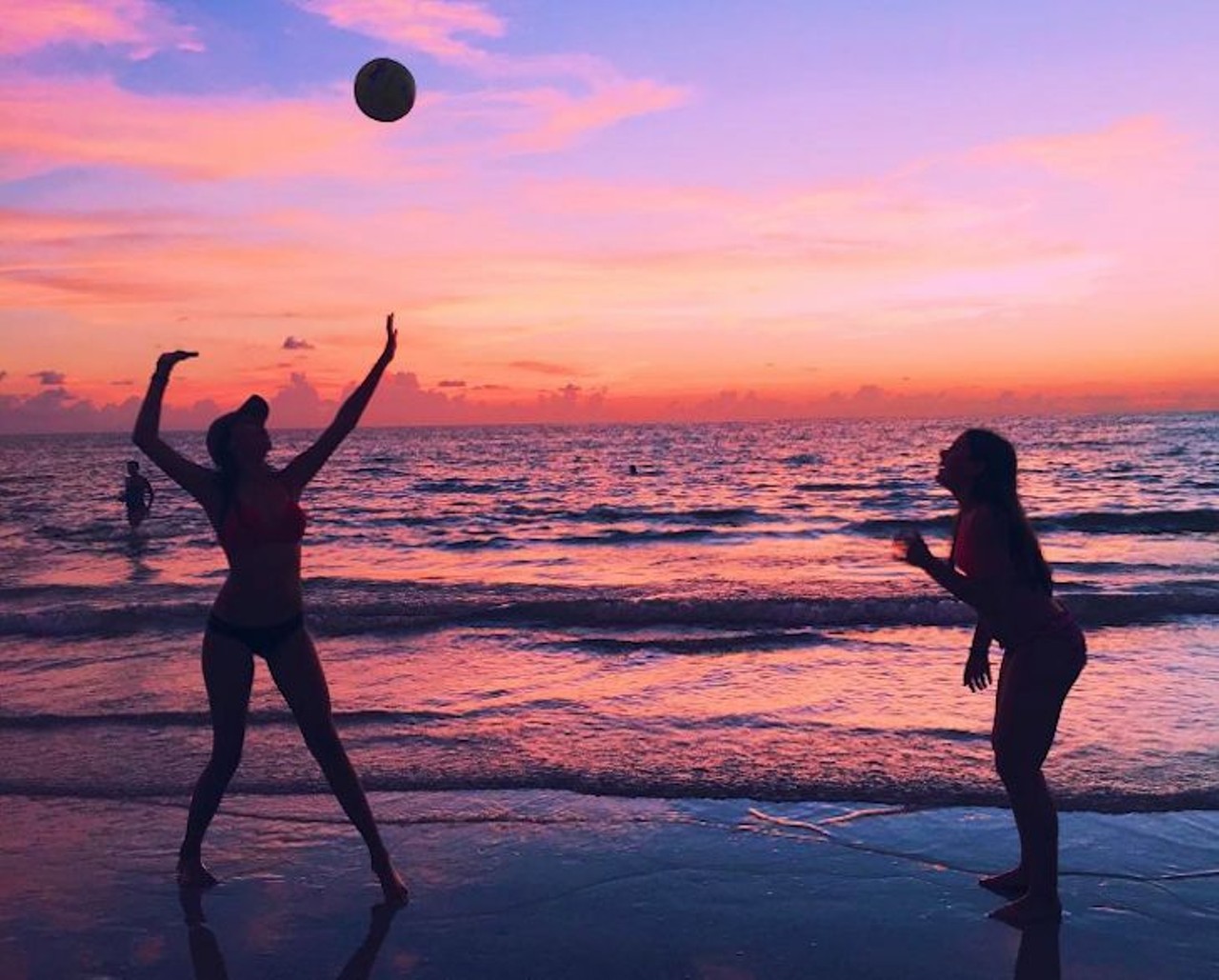 Pass-a-Grille Beach
2 hours away
This quaint, laid-back beach town offers seaside paradise within walking distance of an eclectic mix of boutiques, ice cream shops, outdoor art markets and restaurants. It&#146;s the beach-loving hipster&#146;s dream. 
Photo via laurenluddd/Instagram