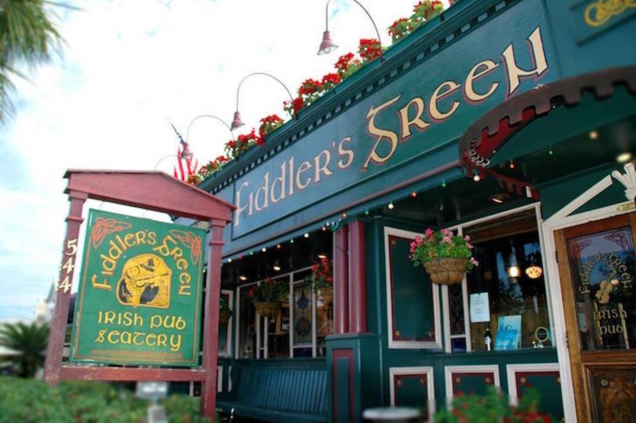 Fiddler's Green Irish Pub & Eatery  
544 W Fairbanks Ave., Winter Park, 407-645-2050
Featuring authentic Irish decoration, live music and Irish-inspired food, this bar teleports you right into the heart of Ireland. Since it opens in the morning, you can live like a true Irishman and start your day off with a pint.
Photo via Fiddler's Green/Facebook