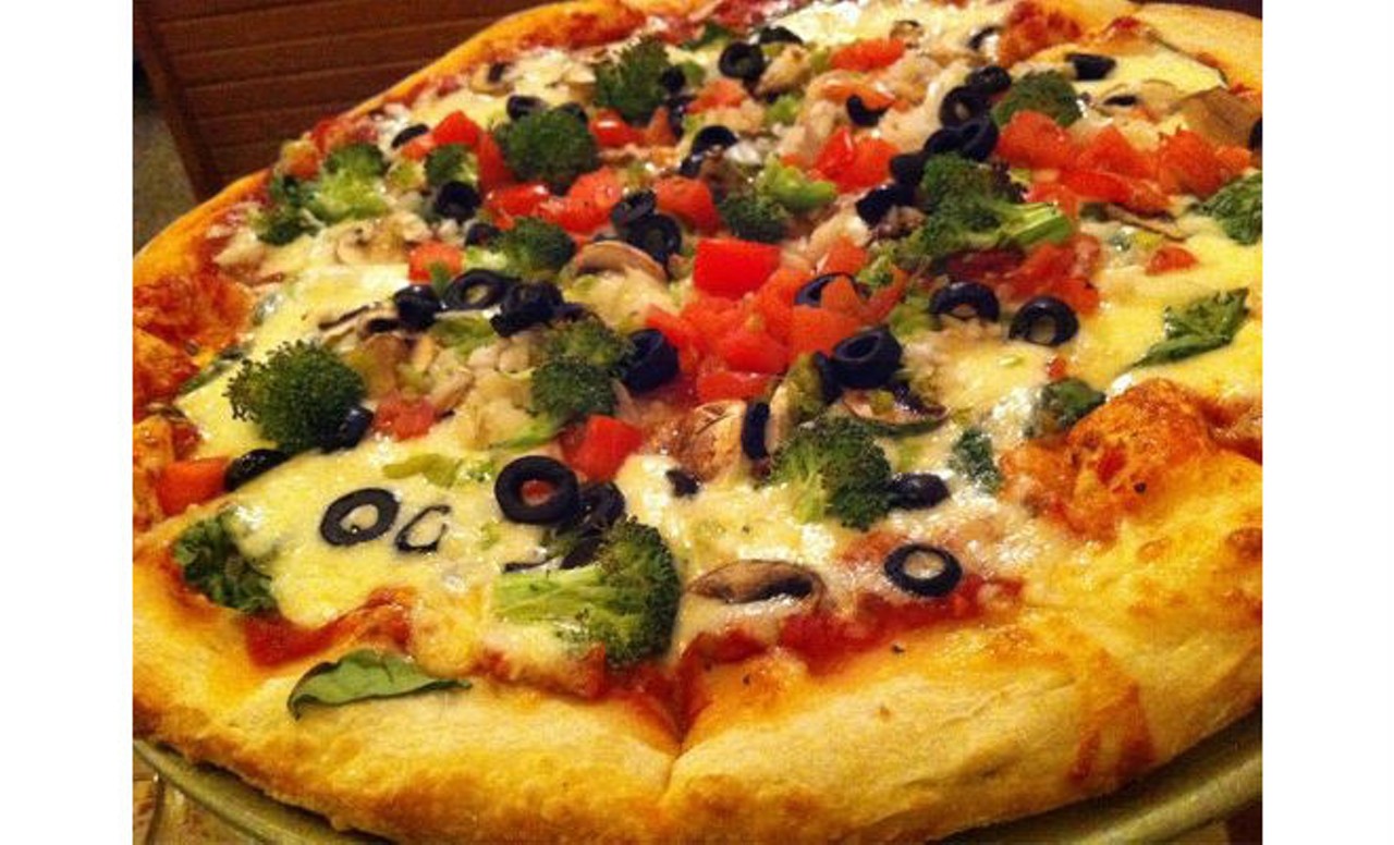 The veggie pizza at O'Stromboli Gourmet Italian Eatery.Image via Yelp