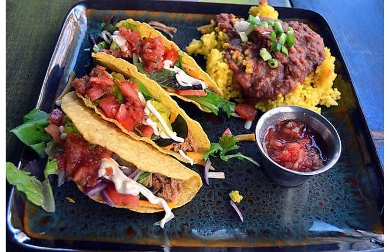 La Sirena Gorda Cabana
118 S. Palmetto Ave., 407-391-3955
Don't let the name fool you: The Fat Mermaid's Hut is prettier than you might think. Let yourself be enchanted by the sonorous call of its black bean, chicken or beef tacos.
Photo via locu.com