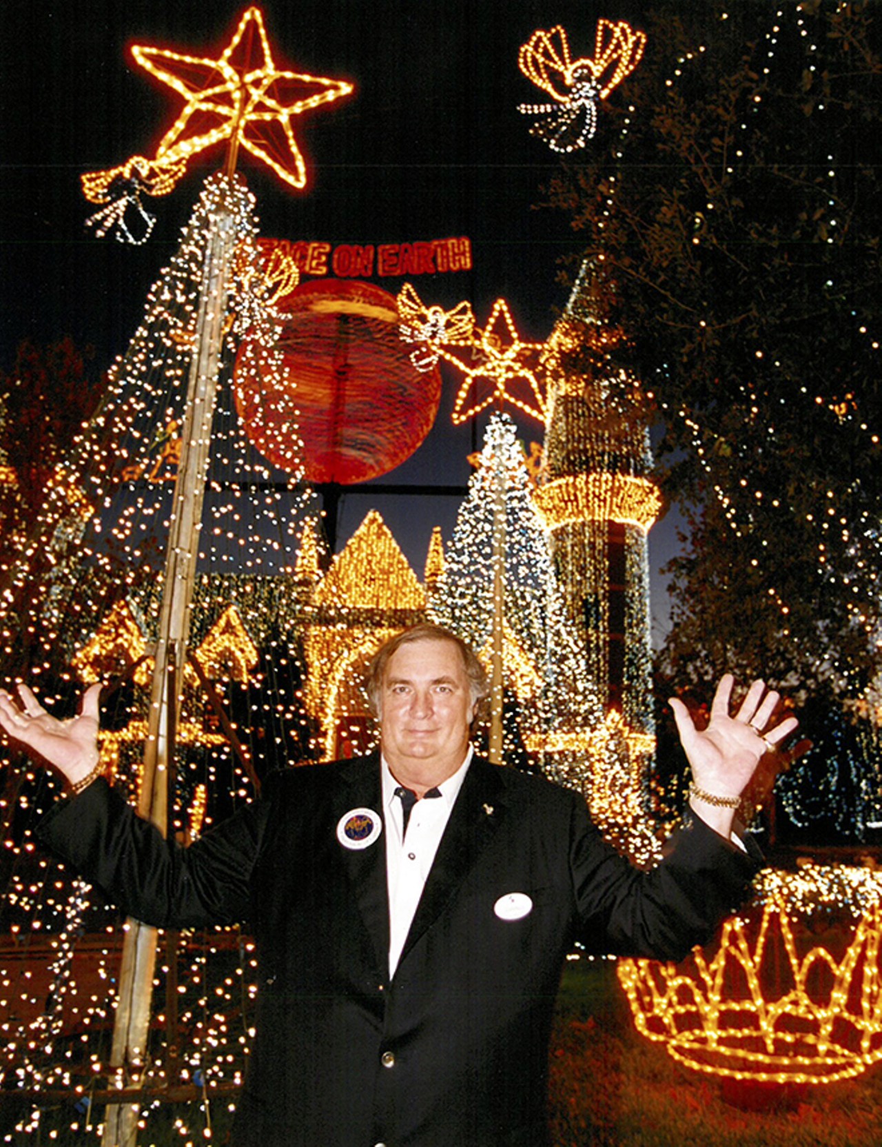 Jennings Osborne, a businessman from Arkansas, in front of one of the displays his family donated for the Osborne Family Spectacle of Lights in 1998.