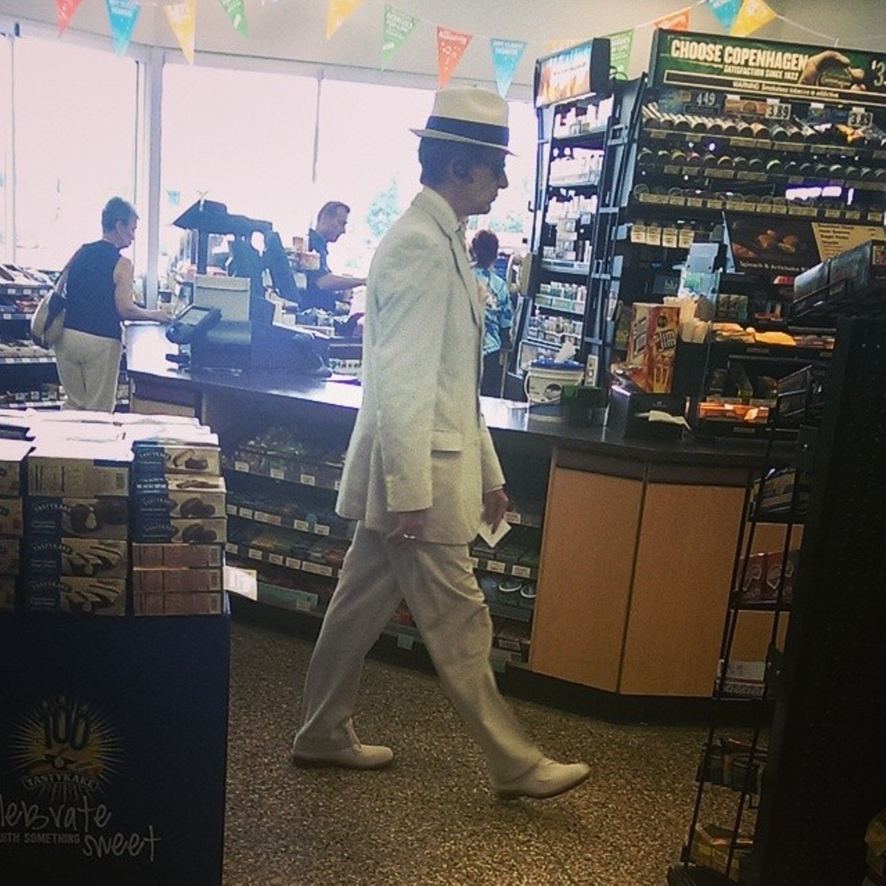 However, some Wawa customers have infinite swag.
Photo via steve2dao570