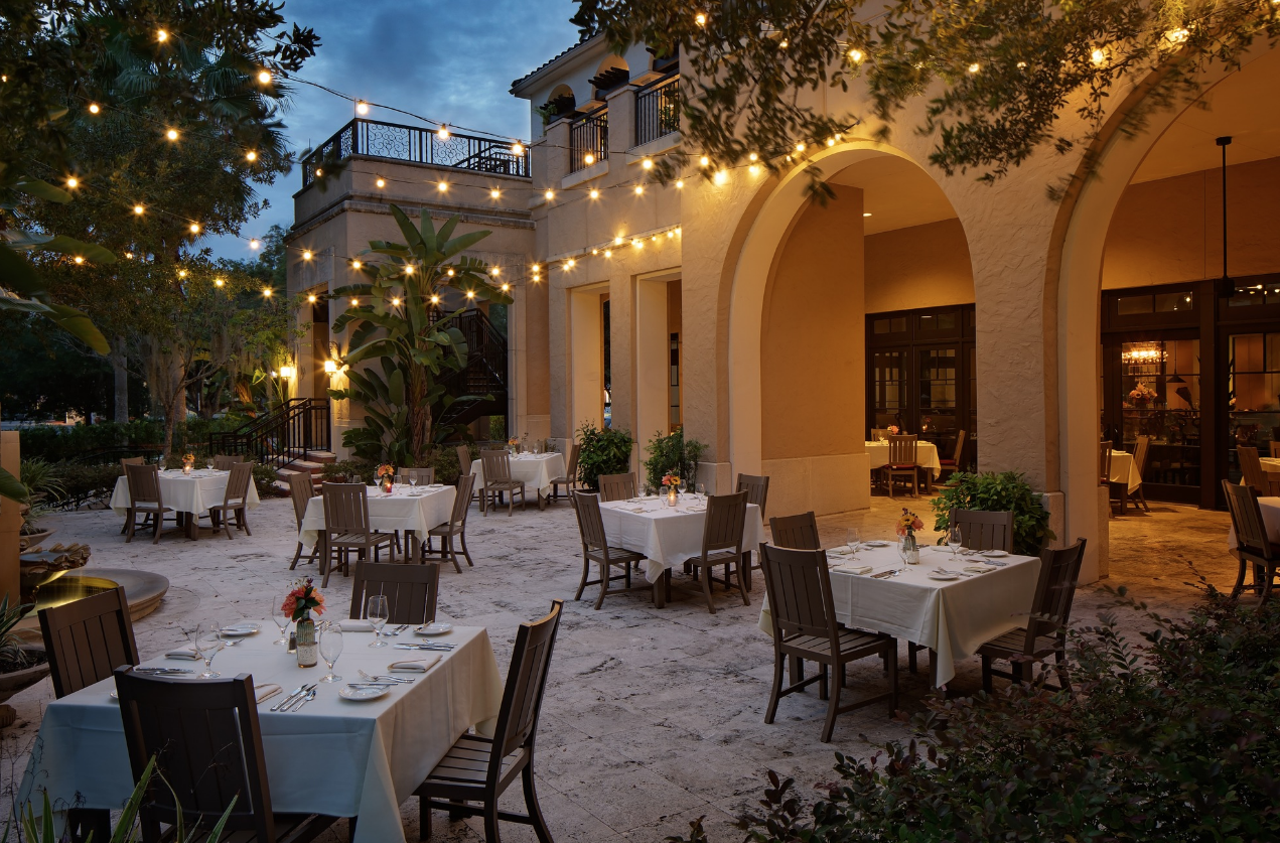 Hamilton’s Kitchen – Alfond Inn
300 E.New England Ave., Winter Park
Hamilton's Kitchen at the Alfond Inn is one of the pricier patios to chill at but if you're up for it, it's worth the cash. Enjoy drinks and snacks in the courtyard, or go for breakfast, lunch or dinner (along with brunch on the weekends) — there's plenty of opportunities to enjoy their Southern-style cooking al fresco.