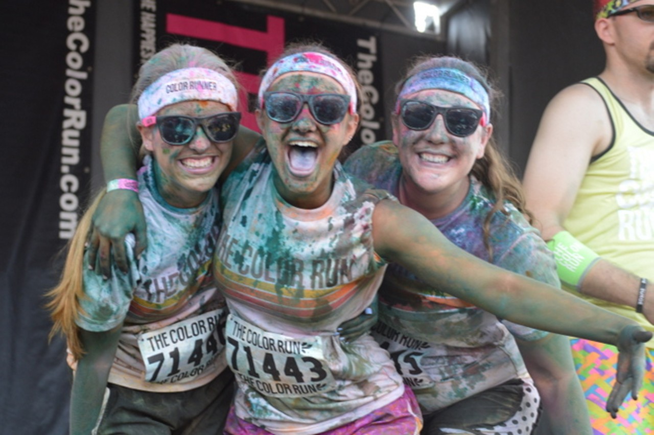 32 Fun Colorful Photos From The Color Run After Party