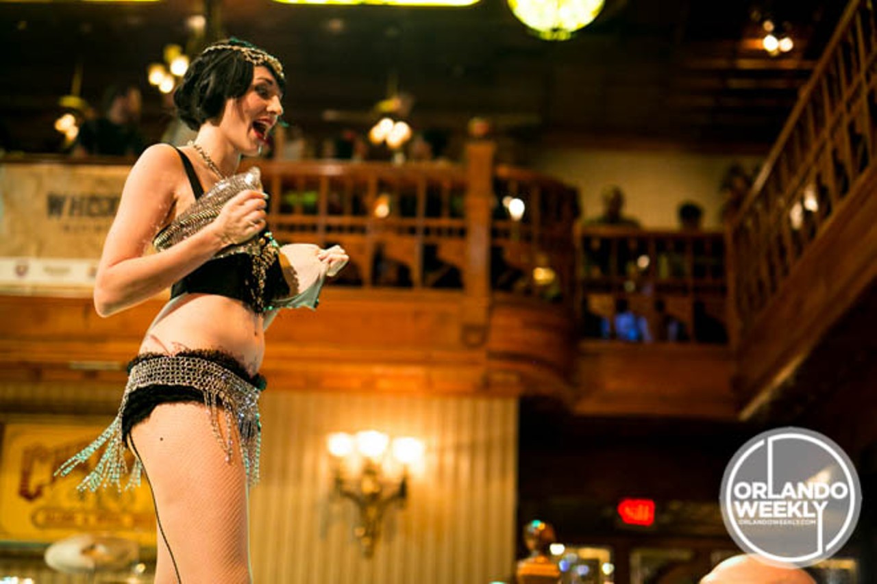 34 captivating photos from the Burlesque show at Whiskey Business