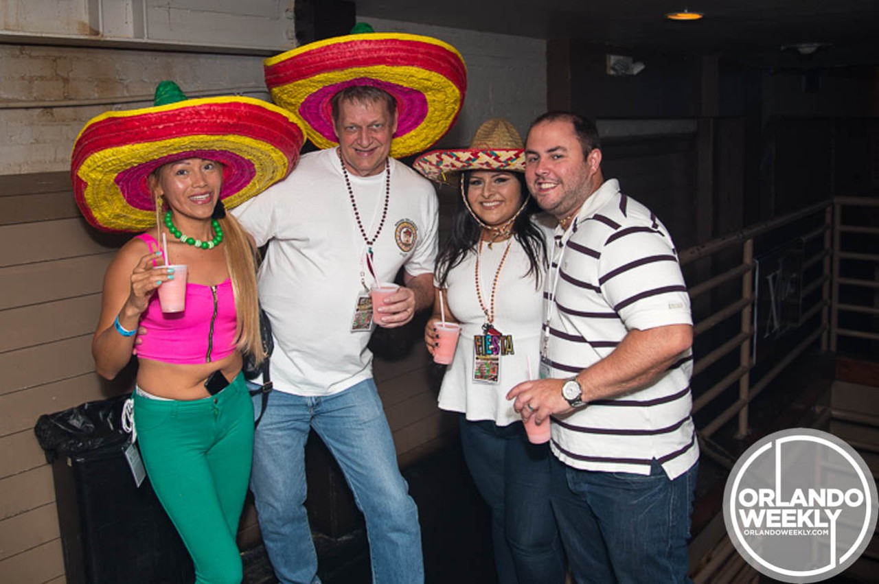 34 photos from The Might As Well Be Cinco Pub Crawl
