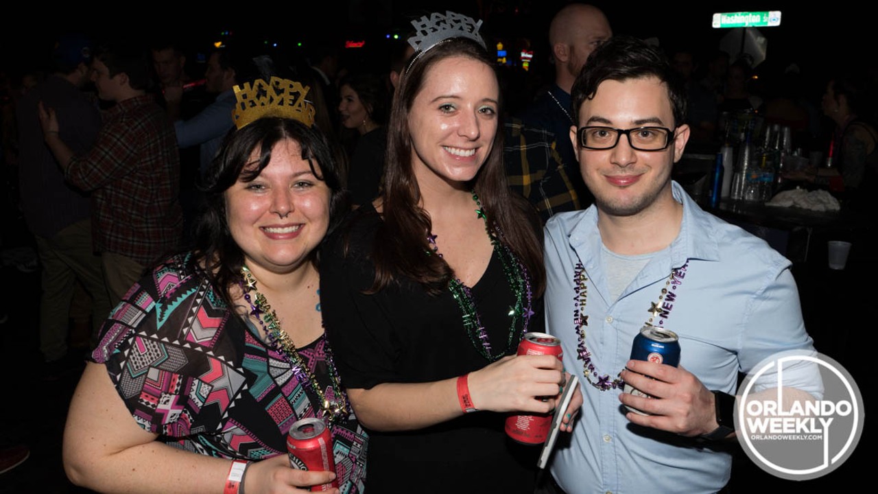 37 photos from Thornton Park's 7th Annual NYE Street Party