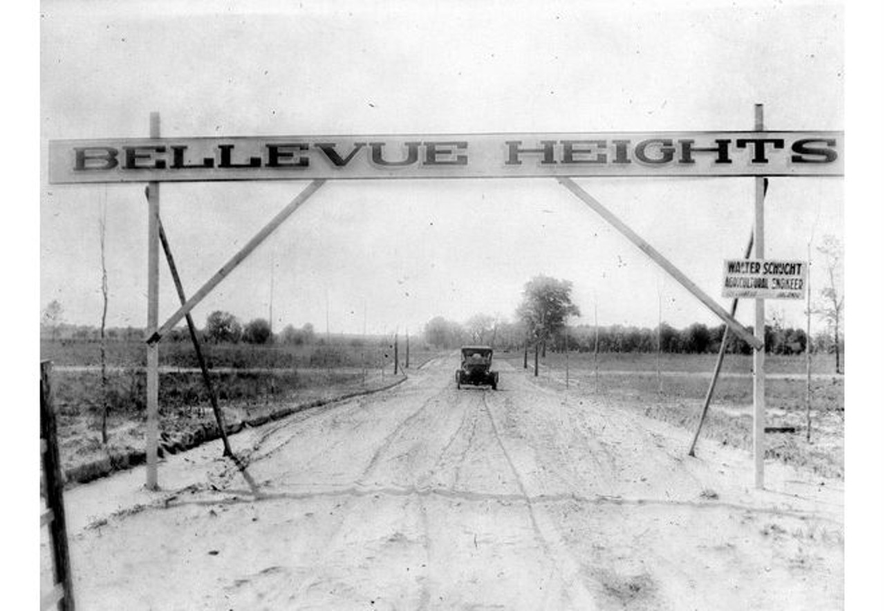 Entrance to Bellevue Heights subdivision outside Orlando