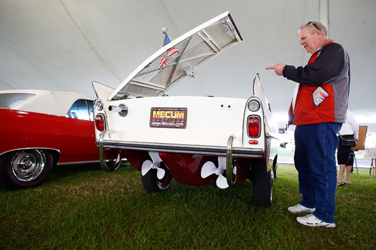 33 best photos from the Mecum collector car auction in Kissimmee