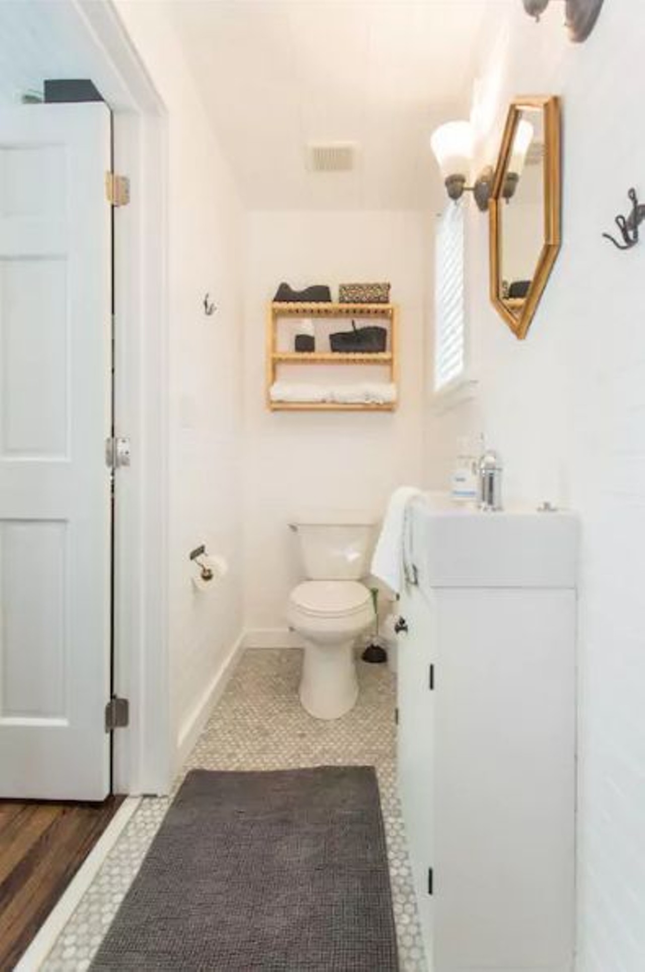 Tiny Cottage | Ybor City
$80/night
1 bed, 1 bath
The private bathroom also has ample vanity space.