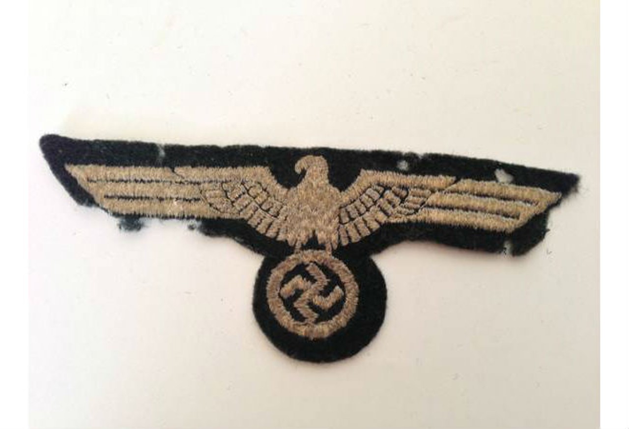 WWII ORIGINAL GERMAN INSIGNIA - $30 (ORLANDO - 32804)