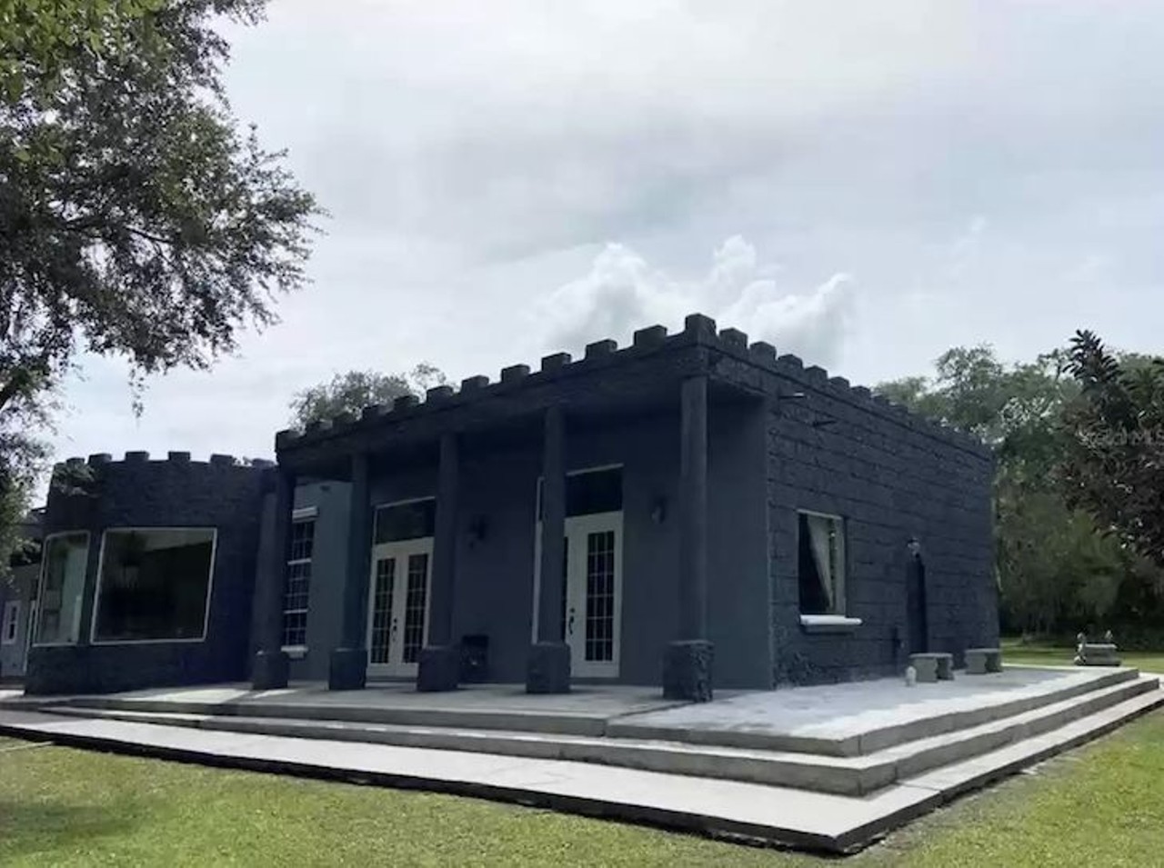 A castle in Kissimmee fetches $1.1 million offer