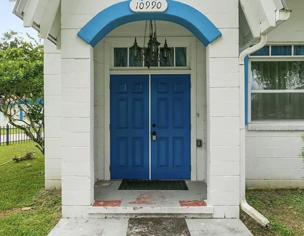 A tiny Florida church was converted into a house, and now it's for sale