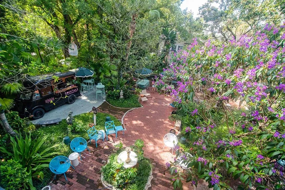 Image: Best Bar Patio