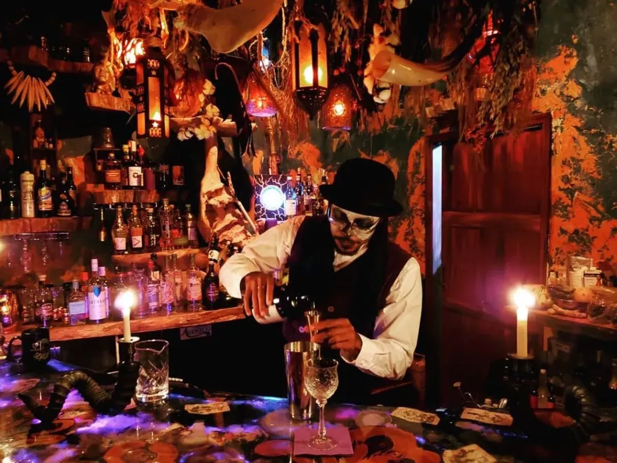 Image: Best Non-Con Spot to Live Out Your Harry Potter Dreams: Cocktails and Screams
