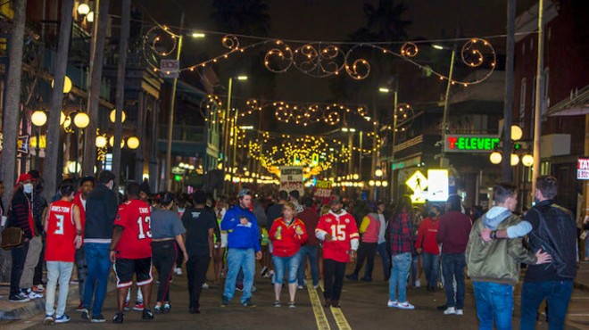 Despite overwhelming evidence of maskless Super Bowl celebrations, Tampa mayor insists ‘majority were wearing masks’