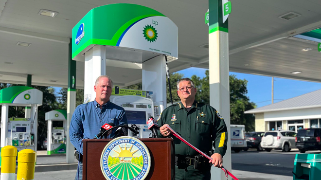 Florida gas station pumps will soon remind drivers not to leave kids, pets in hot cars
