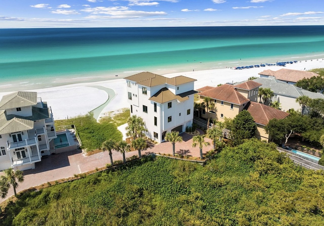 Former Dave and Buster’s CEO lists beachfront Florida home for sale