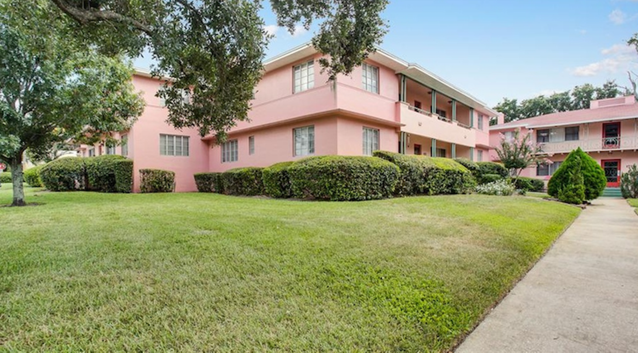 1730 Gurtler Ct, Orlando
$940+/mo
1 bed, 1 bath, 750 sqft
Ivanhoe Shores is in a pretty great location, and it's soooo Florida.