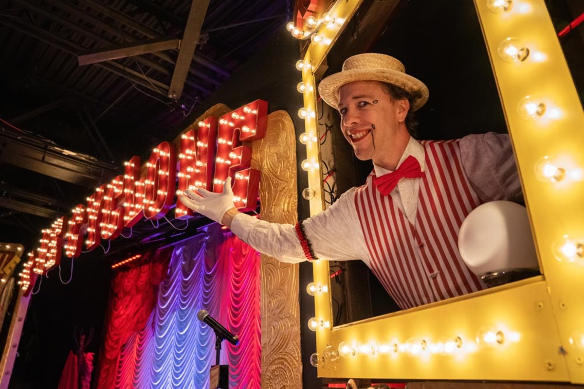 A fortune-telling Karnak machine offers a second chance at life to one of eight teenagers who were tragically terminated aboard a derailed thrill ride in 'Ride the Cyclone'