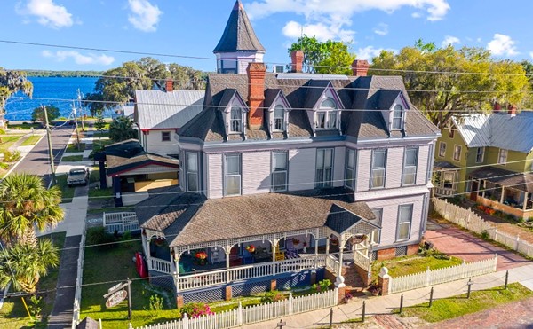'Major Sherman Conant House,' a historic inn circa 1884, is for sale in Florida