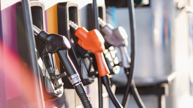 Gas prices continue to plummet below $2 a gallon in Florida
