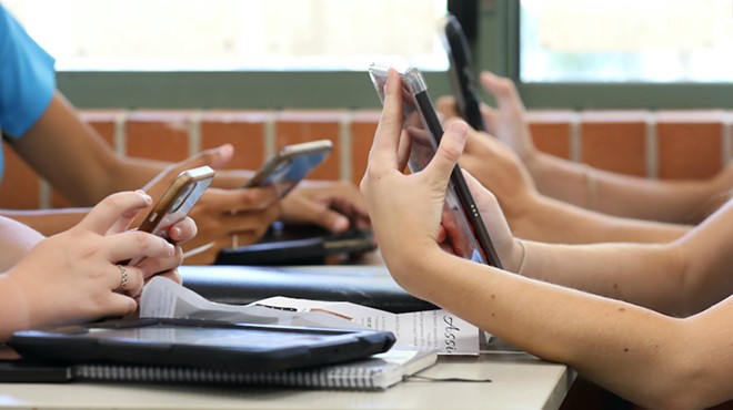 Orange County School Board approves new policy to completely ban cell phone use in schools
