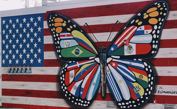 “Vuela Alto Latino,” a mural at Camping World Stadium by @elimuraldesigns.