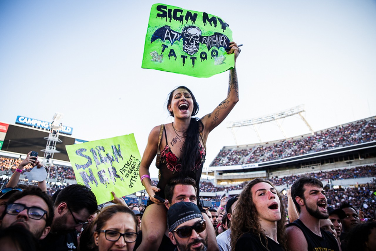 Photos from Metallica and Avenged Sevenfold at Camping World Stadium
