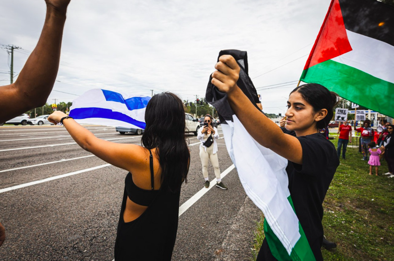 PHOTOS: Palestine and Israel supporters clash in Tampa over the weekend