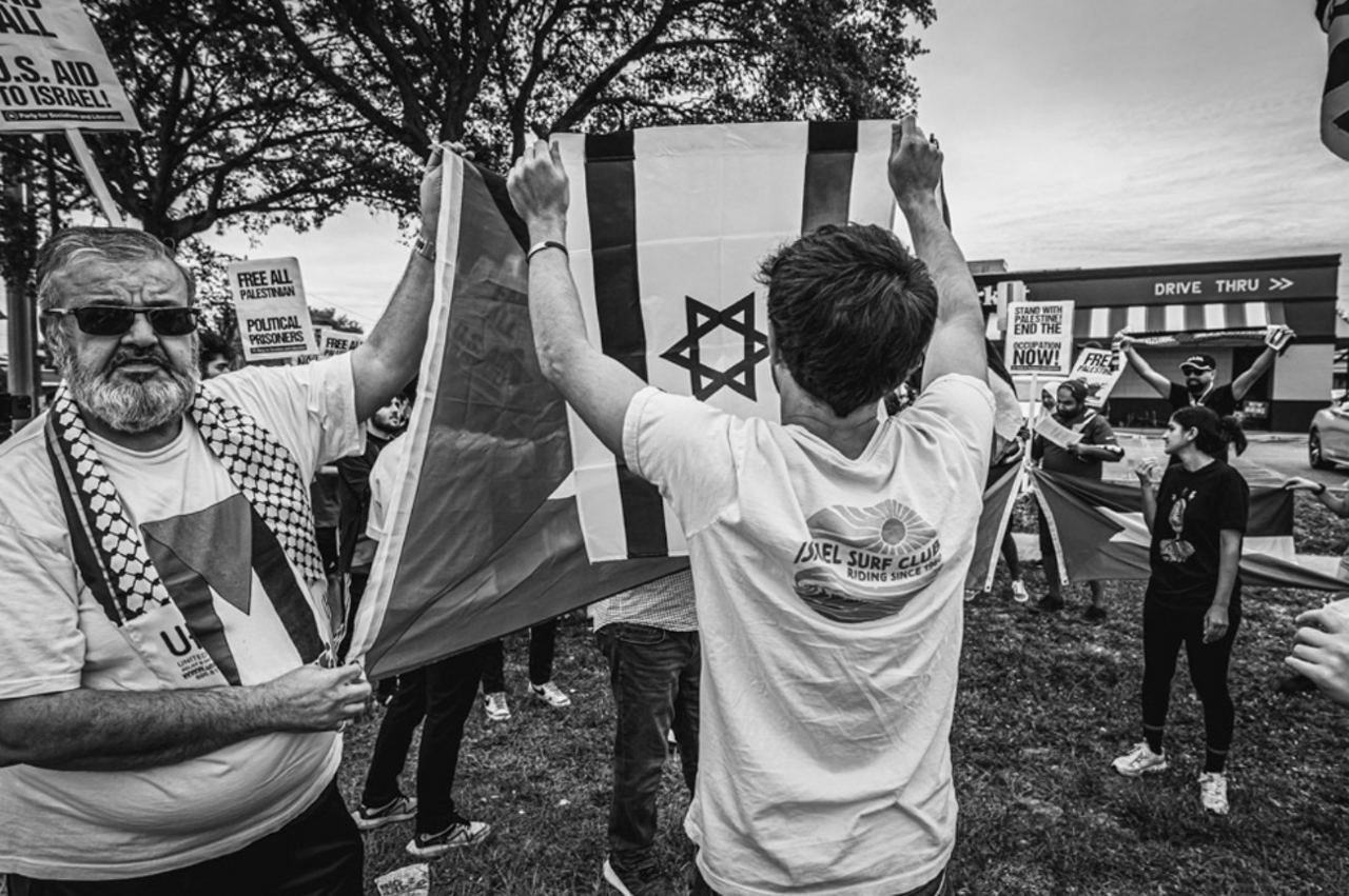 PHOTOS: Palestine and Israel supporters clash in Tampa over the weekend