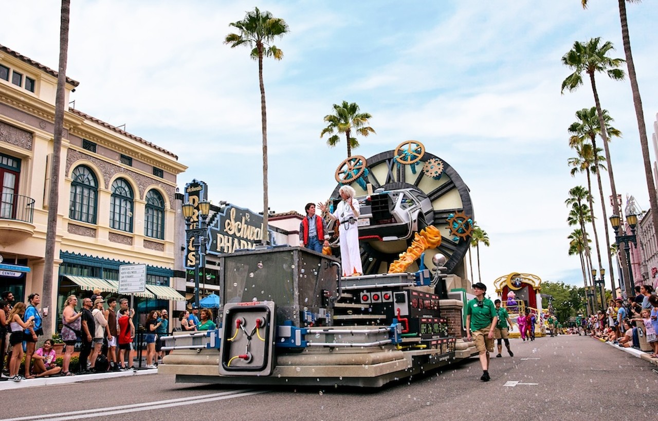 Photos: Universal Orlando’s largest daytime parade Mega Movie Parade is now open