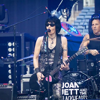 Everything we saw at the Def Leppard, Poison, Mötley Crüe and Joan Jett stadium gig in Orlando
